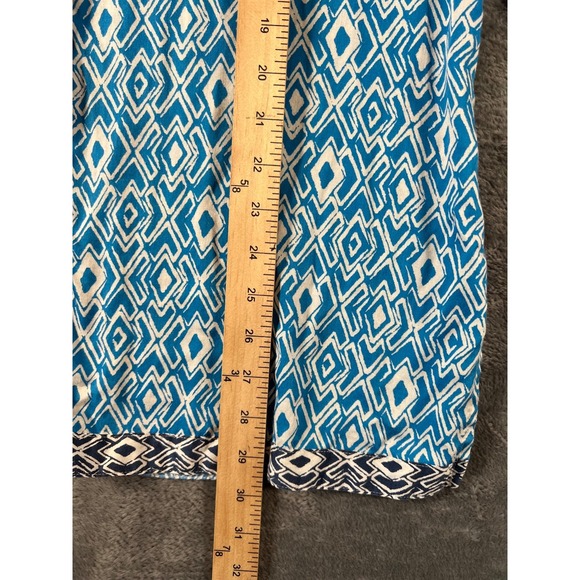 Foxcroft Womens Shirt Top Size 14 Blue Geo Print Wrinkle Free Shaped Fit Button - Picture 3 of 6